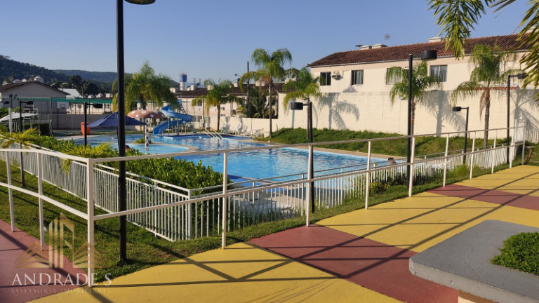 Imagem Casa de Condomínio com 2 Quartos para Alugar, 65 m² em Guaratiba - Rio De Janeiro