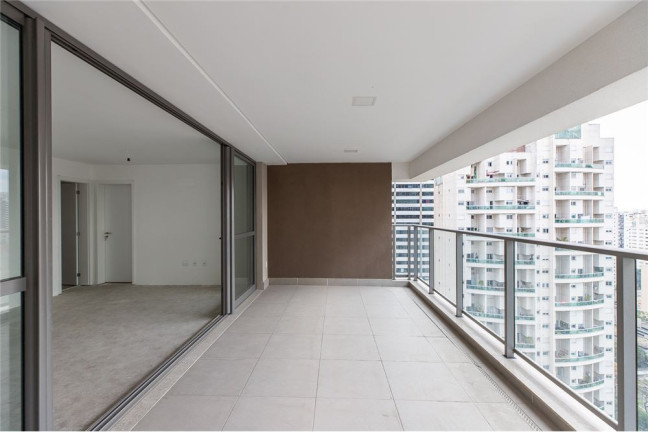 Imagem Imóvel com 3 Quartos à Venda,  em Indianópolis - São Paulo