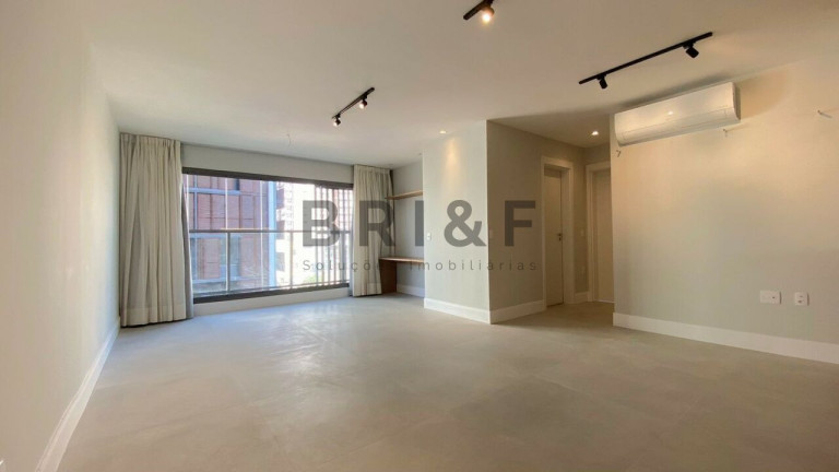 Apartamento com 2 Quartos para Alugar, 74 m² em Brooklin - São Paulo