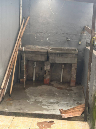 Imagem Casa com 2 Quartos para Alugar,  em Taboão - Diadema