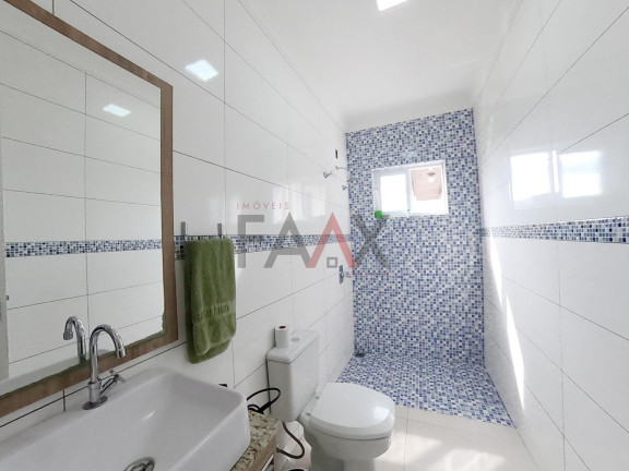 Imagem Casa com 3 Quartos à Venda, 376 m² em Centro - Guarapuava Imagem Casa com 3 Quartos à Venda, 376 m² em Centro - Guarapuava