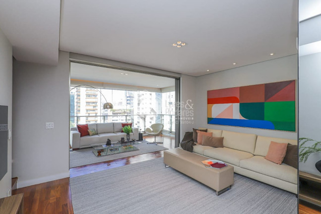 Imagem Imóvel com 3 Quartos à Venda, 202 m² em Itaim Bibi - São Paulo Imagem Imóvel com 3 Quartos à Venda, 202 m² em Itaim Bibi - São Paulo