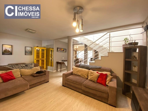 Imagem Sobrado com 3 Quartos à Venda, 137 m² em Centro - Balneário Camboriú Imagem Sobrado com 3 Quartos à Venda, 137 m² em Centro - Balneário Camboriú