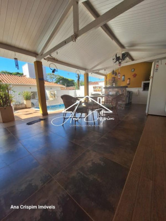 Imagem Casa com 2 Quartos à Venda, 288 m² em Centro - Araras Imagem Casa com 2 Quartos à Venda, 288 m² em Centro - Araras