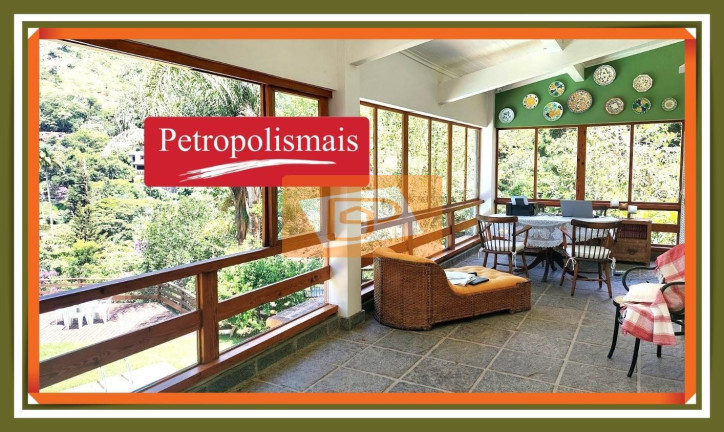 Imagem Casa com 4 Quartos à Venda, 400 m² em Corrêas - Petrópolis Imagem Casa com 4 Quartos à Venda, 400 m² em Corrêas - Petrópolis
