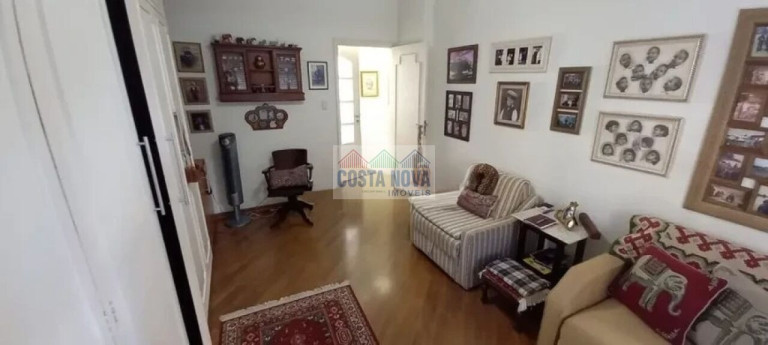 Imagem Apartamento com 3 Quartos à Venda, 221 m²