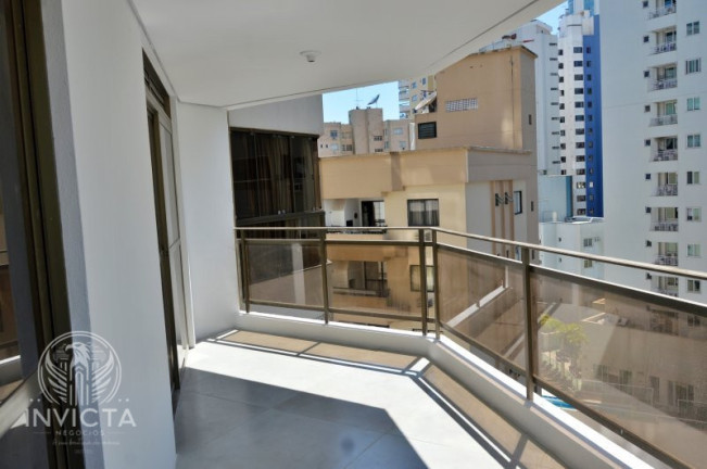 Apartamento com 3 Quartos à Venda, 171 m² em Barra Sul - Balneário Camboriú