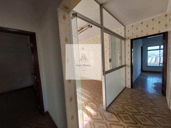 Imagem Casa com 3 Quartos à Venda, 399 m²
