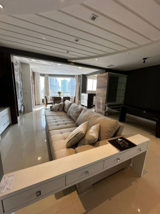 Imagem Apartamento com 3 Quartos à Venda, 118 m² em Centro - Balneário Camboriú