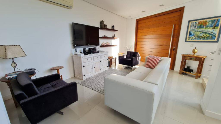 Imagem Casa com 4 Quartos à Venda, em Rainha Do Mar - Xangri-lá Imagem Casa com 4 Quartos à Venda, em Rainha Do Mar - Xangri-lá