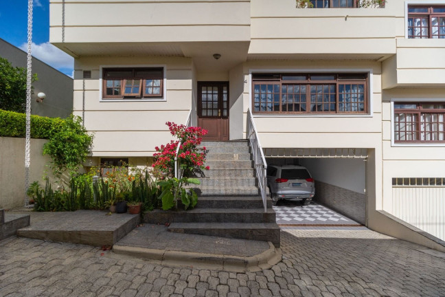 Imagem Casa com 3 Quartos à Venda, 207 m² em Jardim Social - Curitiba Imagem Casa com 3 Quartos à Venda, 207 m² em Jardim Social - Curitiba