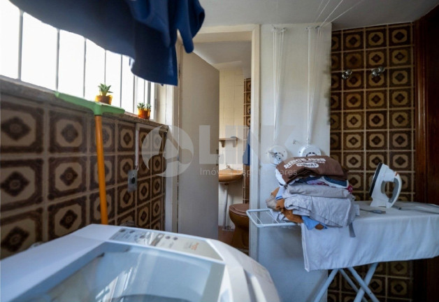 Imagem Apartamento com 3 Quartos à Venda, 244 m² em Moinhos De Vento - Porto Alegre Imagem Apartamento com 3 Quartos à Venda, 244 m² em Moinhos De Vento - Porto Alegre