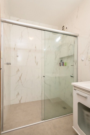 Imagem Casa com 5 Quartos à Venda, 381 m² em Jardim Lindóia - Porto Alegre Imagem Casa com 5 Quartos à Venda, 381 m² em Jardim Lindóia - Porto Alegre