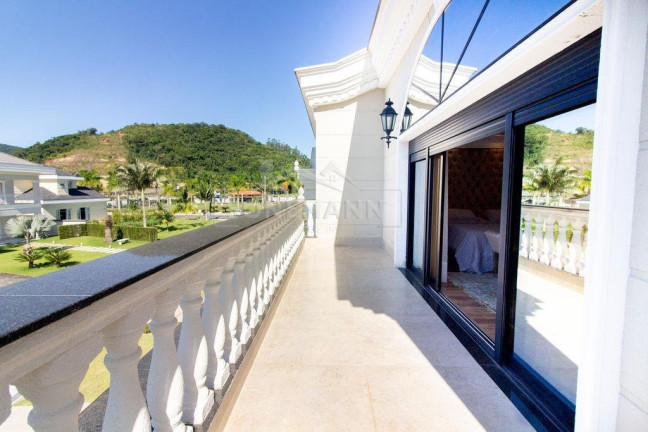 Imagem Casa com 3 Quartos à Venda, 440 m² em Centro - Itapema