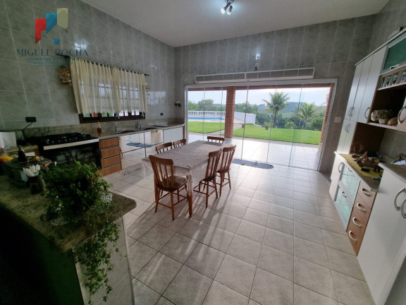 Imagem Imóvel com 4 Quartos à Venda, 23.000 m² em Centro - Araçoiaba Da Serra Imagem Imóvel com 4 Quartos à Venda, 23.000 m² em Centro - Araçoiaba Da Serra