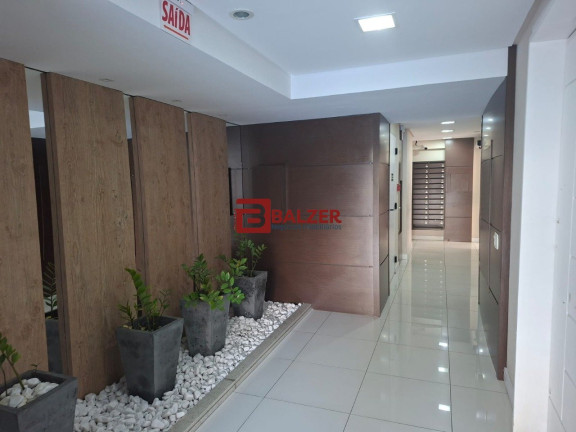 Imagem Apartamento com 2 Quartos à Venda, 77 m² em Centro - Florianópolis Imagem Apartamento com 2 Quartos à Venda, 77 m² em Centro - Florianópolis