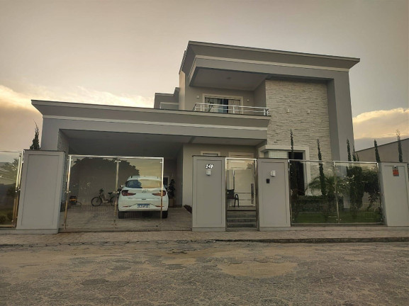 Casa com 3 Quartos à Venda, 420 m² em Centro - Tijucas