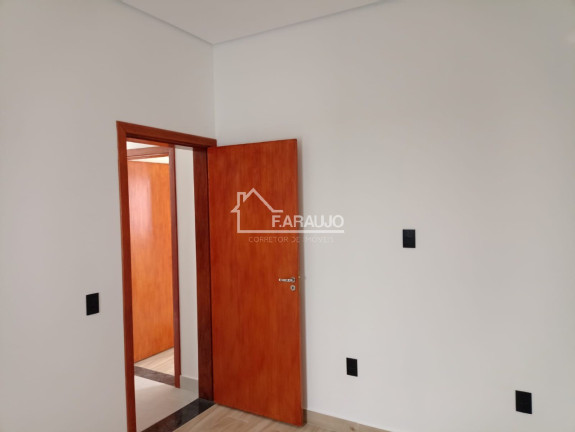 Imagem Imóvel com 3 Quartos à Venda, 100 m² em Horto Florestal - Sorocaba Imagem Imóvel com 3 Quartos à Venda, 100 m² em Horto Florestal - Sorocaba