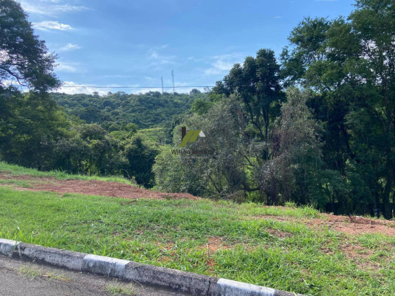 Terreno em Condomínio à Venda, 977 m²