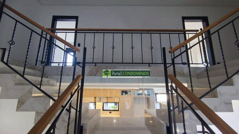 Imagem Casa com 4 Quartos à Venda, 358 m² em Campo Comprido - Curitiba