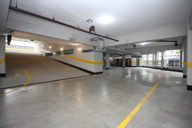 Imagem Imóvel com 1 Quarto à Venda, 50 m² em Auxiliadora - Porto Alegre Imagem Imóvel com 1 Quarto à Venda, 50 m² em Auxiliadora - Porto Alegre
