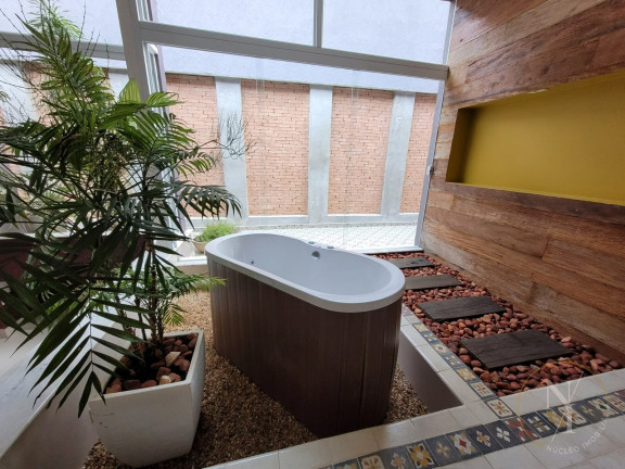 Imagem Casa com 3 Quartos à Venda, 460 m² em Arujá Country Club - Arujá Imagem Casa com 3 Quartos à Venda, 460 m² em Arujá Country Club - Arujá