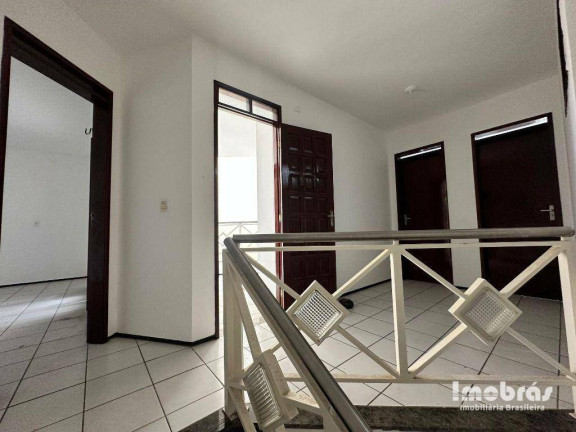 Imagem Casa com 4 Quartos para Alugar, 163 m² em Sapiranga - Fortaleza Imagem Casa com 4 Quartos para Alugar, 163 m² em Sapiranga - Fortaleza