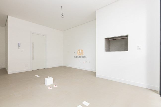 Imagem Imóvel com 2 Quartos à Venda, 131 m² em Bigorrilho - Curitiba Imagem Imóvel com 2 Quartos à Venda, 131 m² em Bigorrilho - Curitiba