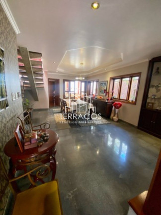 Imagem Sobrado com 4 Quartos à Venda, 361 m² em Jardim América - Jundiaí Imagem Sobrado com 4 Quartos à Venda, 361 m² em Jardim América - Jundiaí