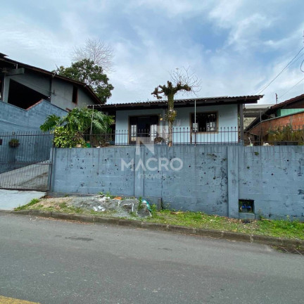 Imagem Casa com 3 Quartos à Venda, 120 m² em Vila Lenzi - Jaraguá Do Sul Imagem Casa com 3 Quartos à Venda, 120 m² em Vila Lenzi - Jaraguá Do Sul