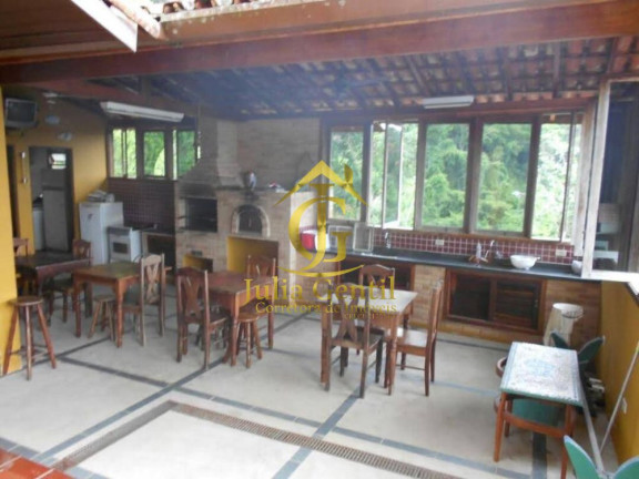 Imagem Sobrado com 5 Quartos à Venda, 300 m² Imagem Sobrado com 5 Quartos à Venda, 300 m²