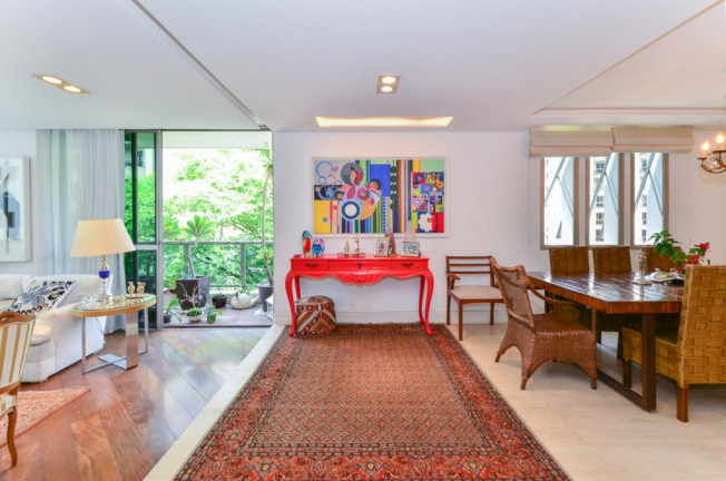 Apartamento com 3 Quartos à Venda, 234 m² em Higienópolis - São Paulo