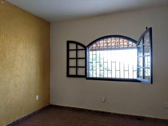 Imagem Casa com 2 Quartos à Venda, 120 m² em Venda Das Pedras - Itaboraí
