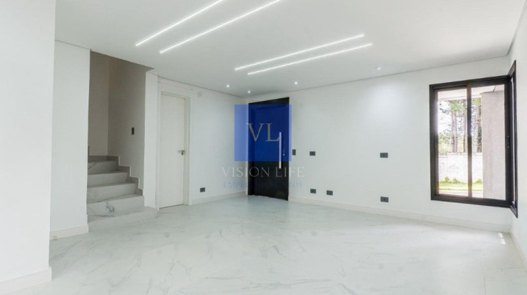 Imagem Casa com 4 Quartos à Venda, 190 m² em Santa Cândida - Curitiba