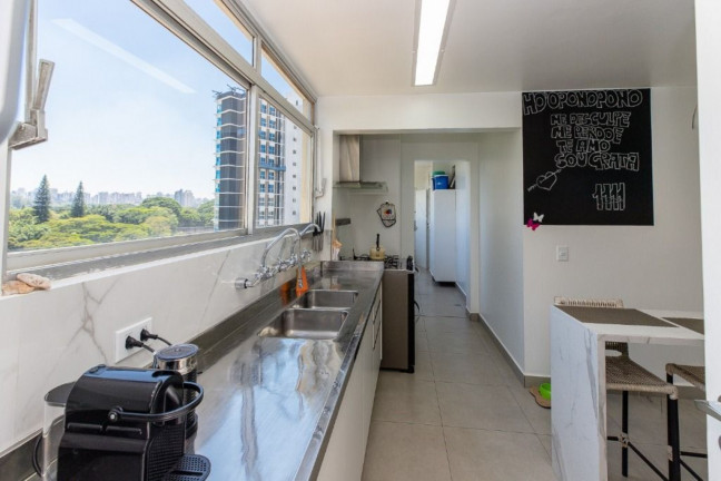 Imagem Apartamento com 4 Quartos à Venda, 18.500 m² em Moema - São Paulo Imagem Apartamento com 4 Quartos à Venda, 18.500 m² em Moema - São Paulo
