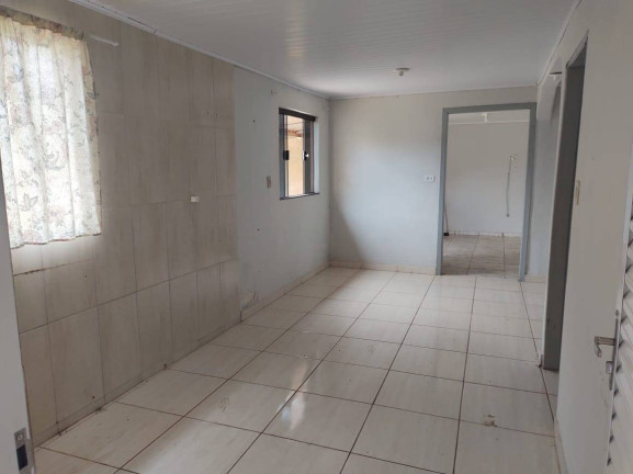 Casa com 3 Quartos à Venda,  em Conjunto Ulisses Guimarães - Arapongas