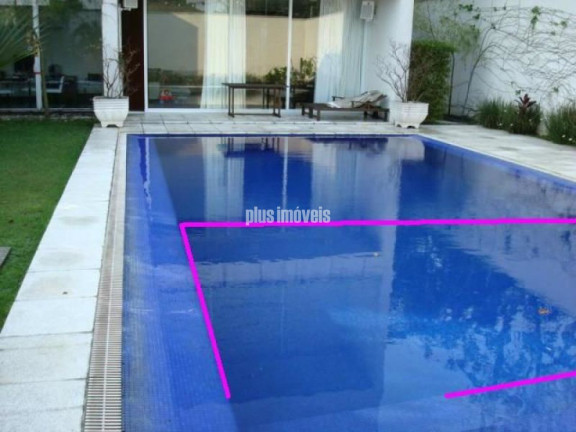 Imagem Casa com 3 Quartos à Venda, 900 m² em Jardim América - São Paulo Imagem Casa com 3 Quartos à Venda, 900 m² em Jardim América - São Paulo