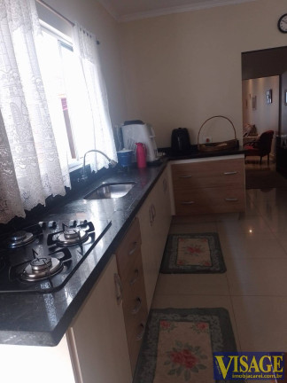 Imagem Casa com 2 Quartos à Venda, em Centro - Jacareí Imagem Casa com 2 Quartos à Venda, em Centro - Jacareí