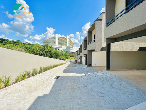 Imagem Casa de Condomínio com 2 Quartos à Venda, 69 m² em Jardim Santo Antônio - Atibaia Imagem Casa de Condomínio com 2 Quartos à Venda, 69 m² em Jardim Santo Antônio - Atibaia