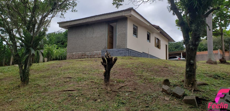 Imagem Casa com 3 Quartos à Venda, 73 m² em Rio Tavares - Florianópolis Imagem Casa com 3 Quartos à Venda, 73 m² em Rio Tavares - Florianópolis