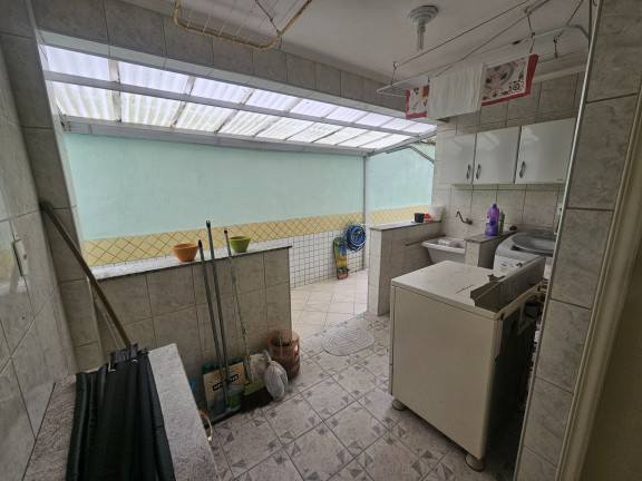 Imagem Casa com 4 Quartos à Venda, 285 m² em Embaré - Santos Imagem Casa com 4 Quartos à Venda, 285 m² em Embaré - Santos