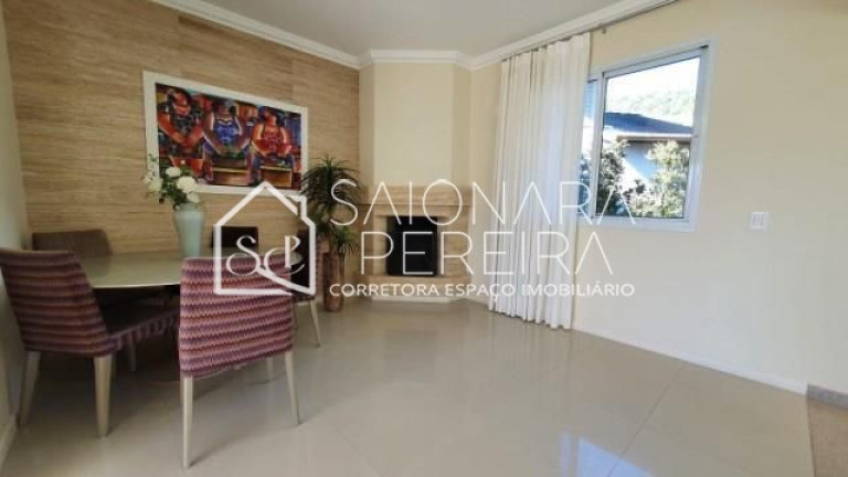 Imagem Casa de Condomínio com 4 Quartos à Venda, 400 m² em Córrego Grande - Florianópolis Imagem Casa de Condomínio com 4 Quartos à Venda, 400 m² em Córrego Grande - Florianópolis