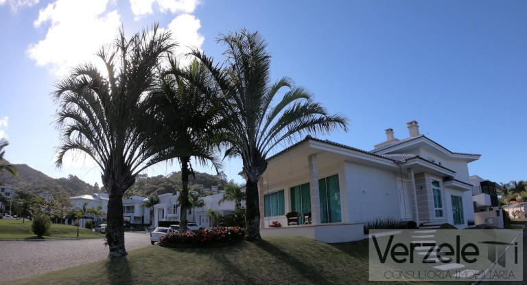 Imagem Casa com 4 Quartos à Venda, 313 m² em Praia Brava De Itajaí - Itajaí Imagem Casa com 4 Quartos à Venda, 313 m² em Praia Brava De Itajaí - Itajaí