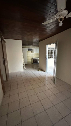 Imagem Casa com 3 Quartos à Venda, em Cuiabá Imagem Casa com 3 Quartos à Venda, em Cuiabá