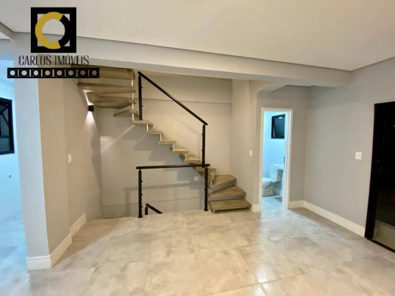 Imagem Casa com 2 Quartos à Venda, 116 m² em Marapé - Santos