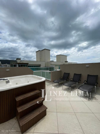 Imagem Apartamento com 3 Quartos à Venda, 240 m² em Centro - Bombinhas Imagem Apartamento com 3 Quartos à Venda, 240 m² em Centro - Bombinhas