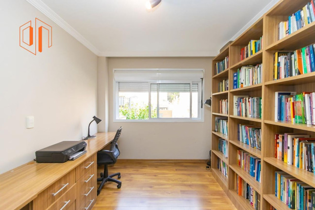 Imagem Casa com 5 Quartos à Venda, 370 m² em Ahú - Curitiba Imagem Casa com 5 Quartos à Venda, 370 m² em Ahú - Curitiba
