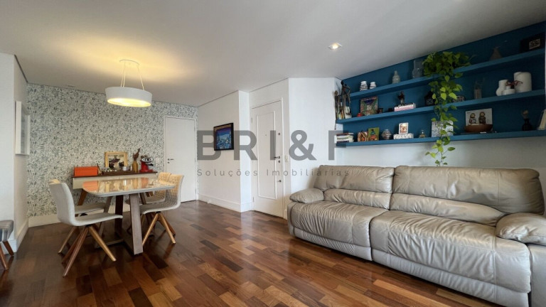 Apartamento com 3 Quartos à Venda, 103 m² em Moema - São Paulo