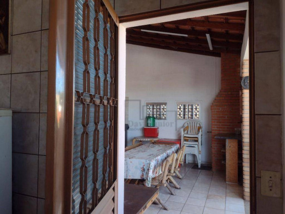 Imagem Casa com 3 Quartos à Venda, 330 m² em Vila Barão - Sorocaba Imagem Casa com 3 Quartos à Venda, 330 m² em Vila Barão - Sorocaba