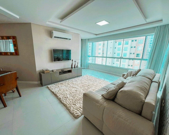 Imagem Apartamento com 4 Quartos à Venda, 147 m² em Centro - Balneário Camboriú Imagem Apartamento com 4 Quartos à Venda, 147 m² em Centro - Balneário Camboriú